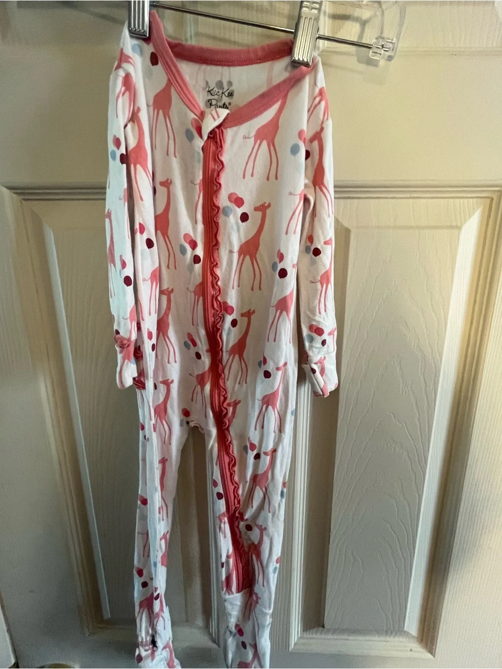 Kickee Pants Pink & Coral Giraffe Print Footless Pajama Set